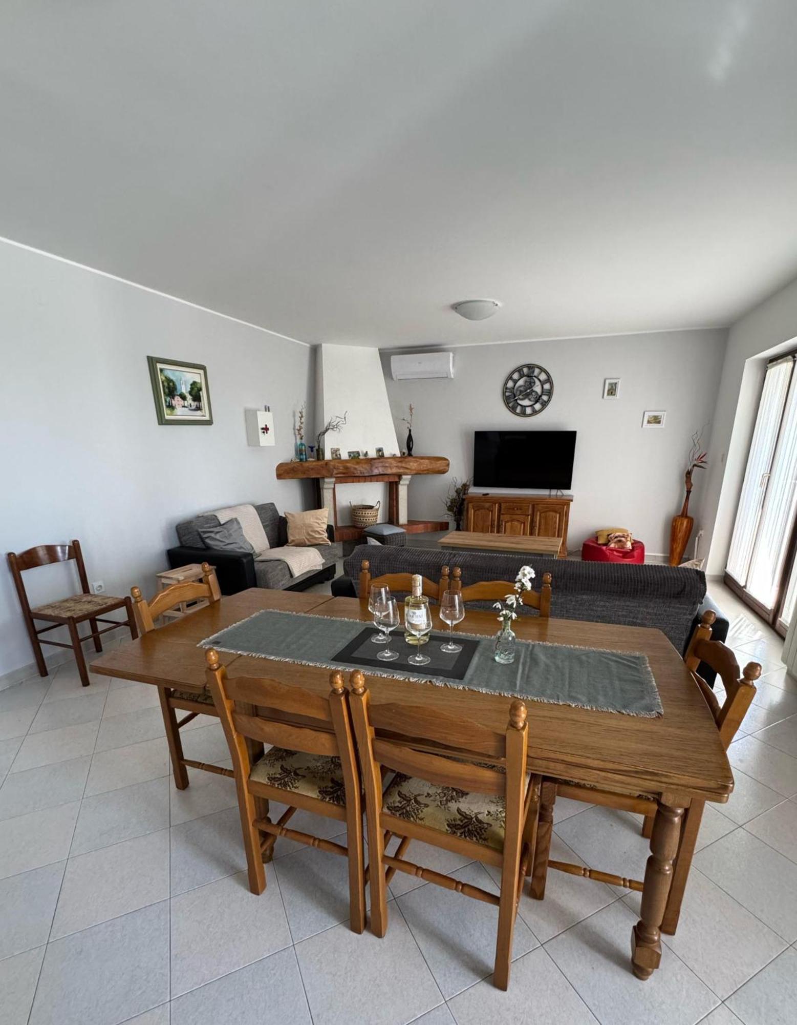 Apartment Davorka Върсар Екстериор снимка